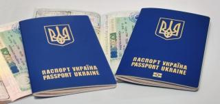 Закордонний паспорт без реєстрації місця проживання?